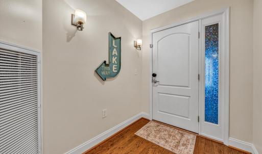 Photo #8 of 100 Bridgewater Pointe Place, Moneta, VA
