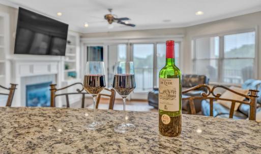 Photo #15 of 100 Bridgewater Pointe Place, Moneta, VA