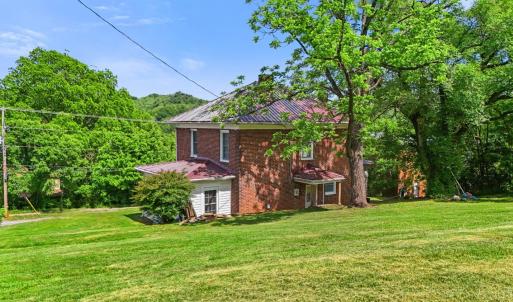 Photo #3 of 10662 Lee Jackson Highway, Big Island, VA 0.3 acres