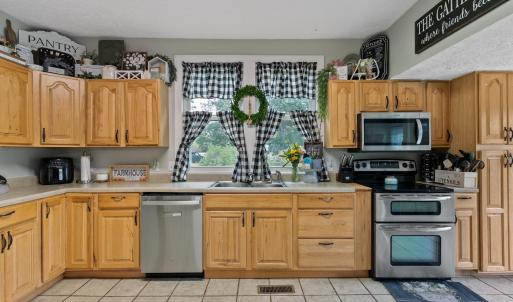 Photo #13 of 221 Castle Craig Drive, Evington, VA 1.7 acres