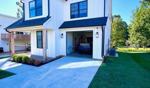 Photo #3 of 103 Retreat Lane, Huddleston, VA 0.2 acres