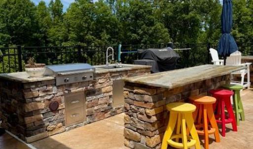 outdoor kitchen with granite