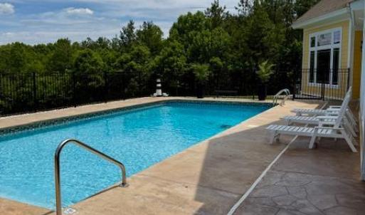 Heated pool