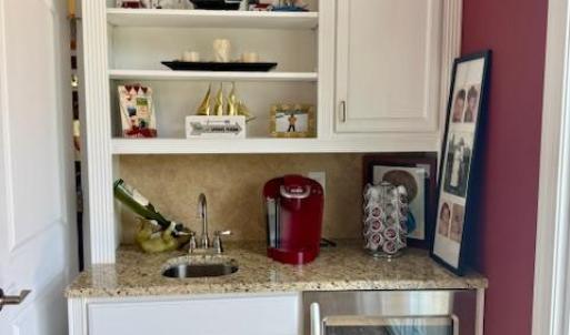 wet bar with wine cooler in office/den/sitting room in Master suite