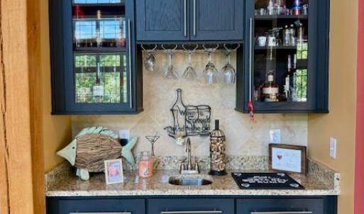 Wet bar in Great room