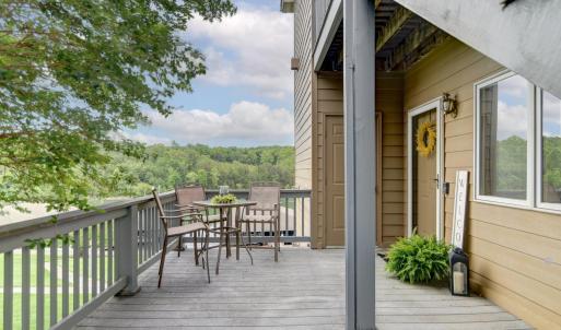 Photo #1 of 1103 Mariners Way, Huddleston, VA