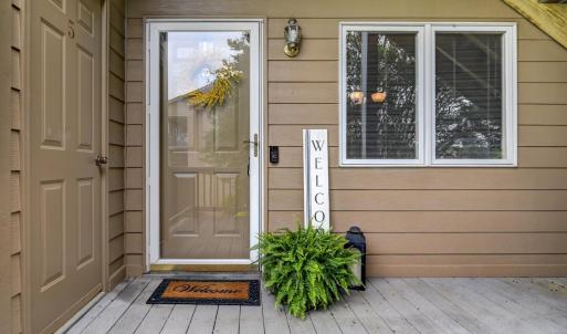 Photo #4 of 1103 Mariners Way, Huddleston, VA