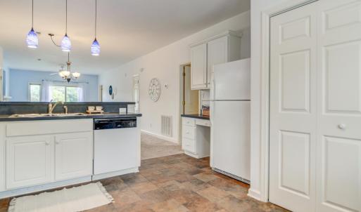 Photo #10 of 1103 Mariners Way, Huddleston, VA