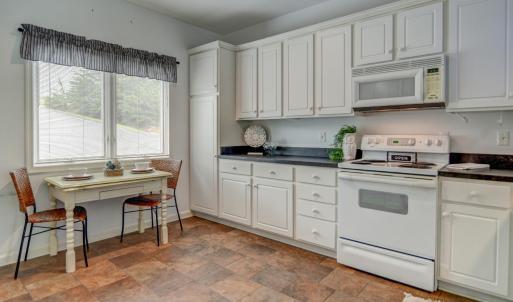 Photo #8 of 1103 Mariners Way, Huddleston, VA