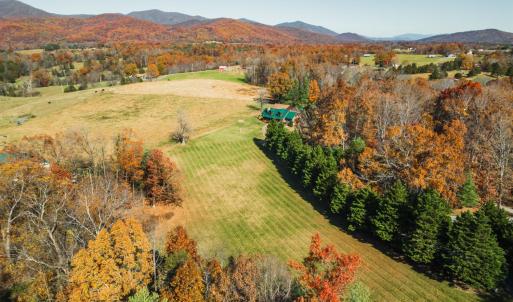 Photo #4 of 202 Springhill Circle, Bedford, VA 8.7 acres