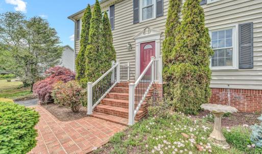 Photo #6 of 302 Ivy Lane, Daleville, VA
