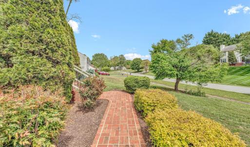 Photo #5 of 302 Ivy Lane, Daleville, VA