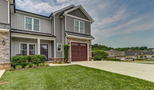 Photo #2 of 1013 Cobblestone Lane, Forest, VA 0.1 acres