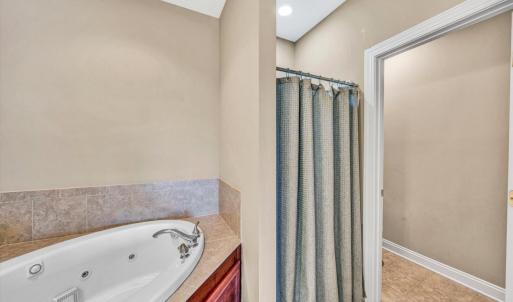 Photo #17 of 1066 Siesta Key Court, Moneta, VA