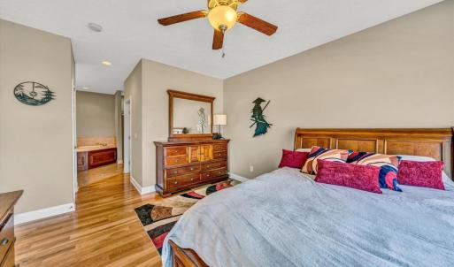 Photo #15 of 1066 Siesta Key Court, Moneta, VA