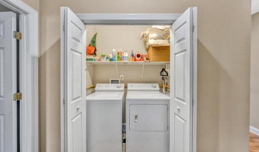 Photo #22 of 1066 Siesta Key Court, Moneta, VA