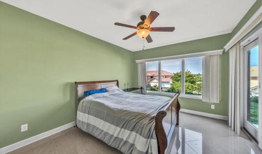 Photo #28 of 1066 Siesta Key Court, Moneta, VA