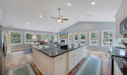 Photo #9 of 1620 Stripers Cove Road, Goodview, VA 0.7 acres