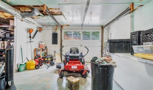 Photo #20 of 909 Lake Dr, Bedford, VA 0.5 acres