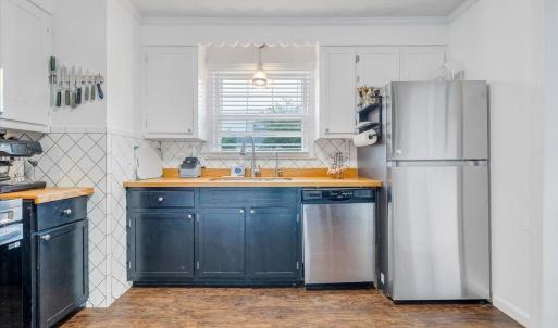 Photo #7 of 909 Lake Dr, Bedford, VA 0.5 acres