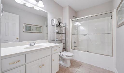 2nd Floor Bathroom