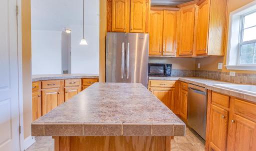 Photo #6 of 1121 Red Hill Road, Big Island, VA 1.3 acres