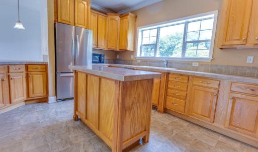 Photo #4 of 1121 Red Hill Road, Big Island, VA 1.3 acres