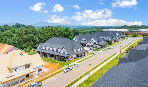 Photo #6 of 1010 Coles Court, Forest, VA 0.1 acres