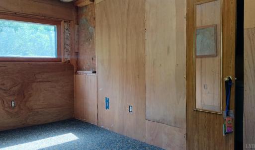 Photo #29 of 176 Toms Lane, Roseland, VA 1.9 acres