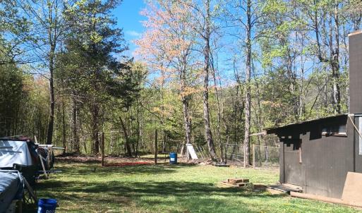 Photo #41 of 176 Toms Lane, Roseland, VA 1.9 acres