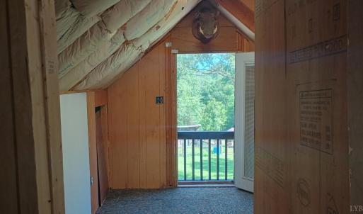 Photo #27 of 176 Toms Lane, Roseland, VA 1.9 acres