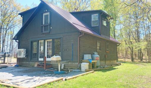 Photo #5 of 176 Toms Lane, Roseland, VA 1.9 acres