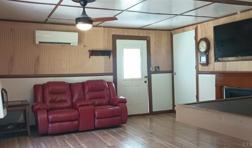 Photo #8 of 176 Toms Lane, Roseland, VA 1.9 acres