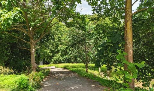 Photo #32 of 40 Rowse Drive, Lynchburg, VA 0.1 acres