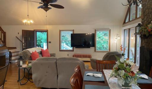 Photo #9 of 356 Juniper Drive, Lynchburg, VA 1.1 acres