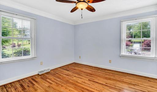 2nd Bedroom Suite