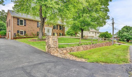 Photo #3 of 107 Woodberry Lane, Lynchburg, VA 0.3 acres