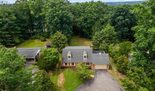 Photo #8 of 1833 Hillsdale Road, Lynchburg, VA 0.8 acres