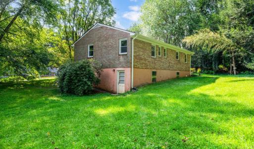 Photo #42 of 2039 Indian Hill Road, Lynchburg, VA 0.5 acres