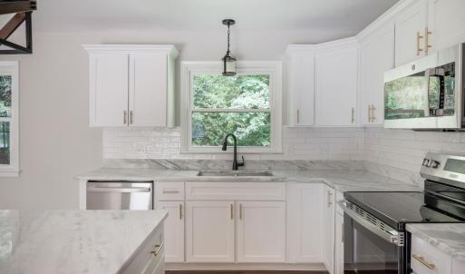 Photo #13 of 2039 Indian Hill Road, Lynchburg, VA 0.5 acres