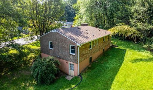 Photo #41 of 2039 Indian Hill Road, Lynchburg, VA 0.5 acres