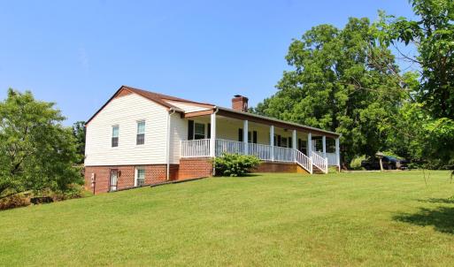 Photo #2 of 1967 Cub Creek Road, Appomattox, VA 70.8 acres