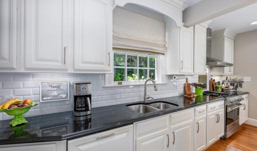 Photo #10 of 1517 Linden Avenue, Lynchburg, VA 0.3 acres