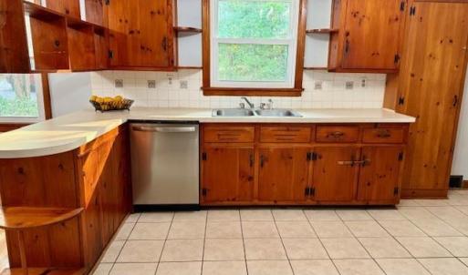 Photo #11 of 106 Monacan Park Road, Madison Heights, VA 0.5 acres