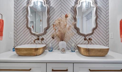 Photo #37 of 1221 Oakwood, Bedford, VA 1.9 acres