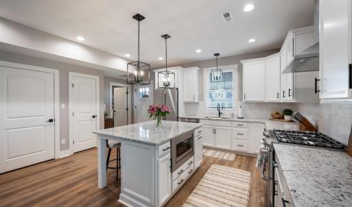 Photo #14 of 706 Elmwood Avenue, Lynchburg, VA 0.2 acres