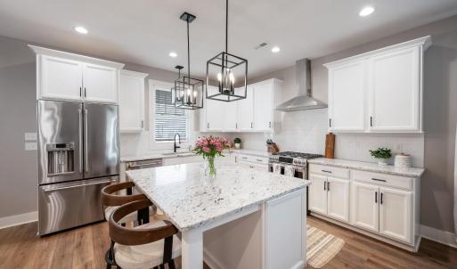 Photo #12 of 706 Elmwood Avenue, Lynchburg, VA 0.2 acres