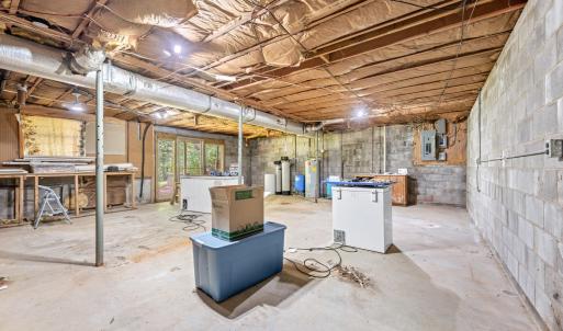 Photo #39 of 1655 Wingfield Drive, Goode, VA 21.6 acres