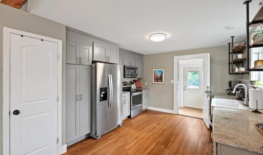 Photo #10 of 657 Leesville Road, Lynchburg, VA 0.9 acres