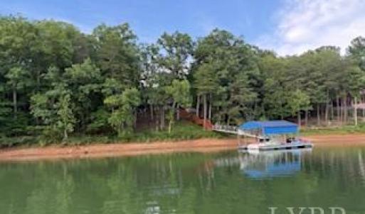 Photo #5 of 1765 Heron Pointe Ldg, Gretna, VA 1.2 acres